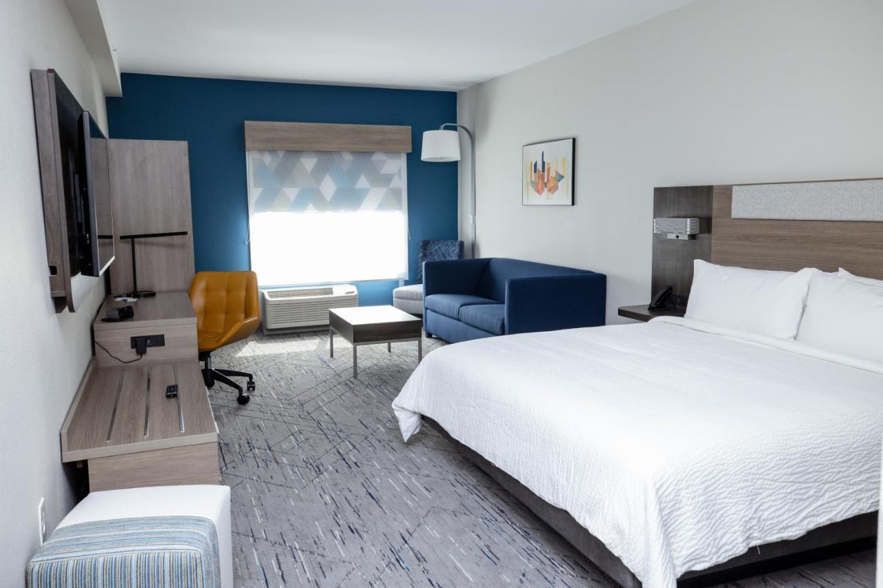 Holiday Inn Express & Suites Tampa Stadium - Airport Area By Ihg Eksteriør bilde