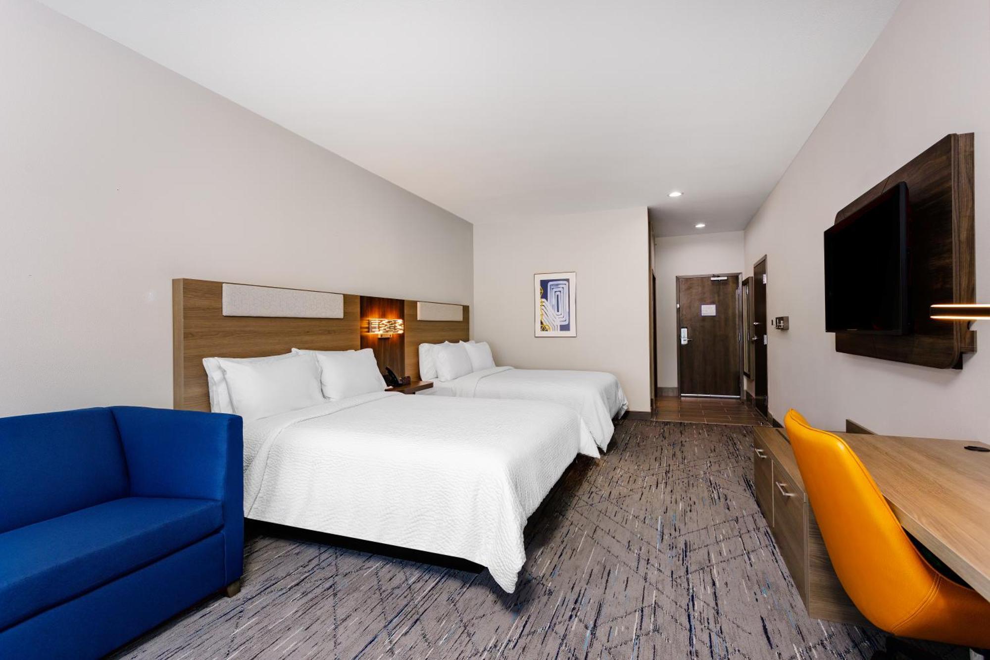 Holiday Inn Express & Suites Tampa Stadium - Airport Area By Ihg Eksteriør bilde