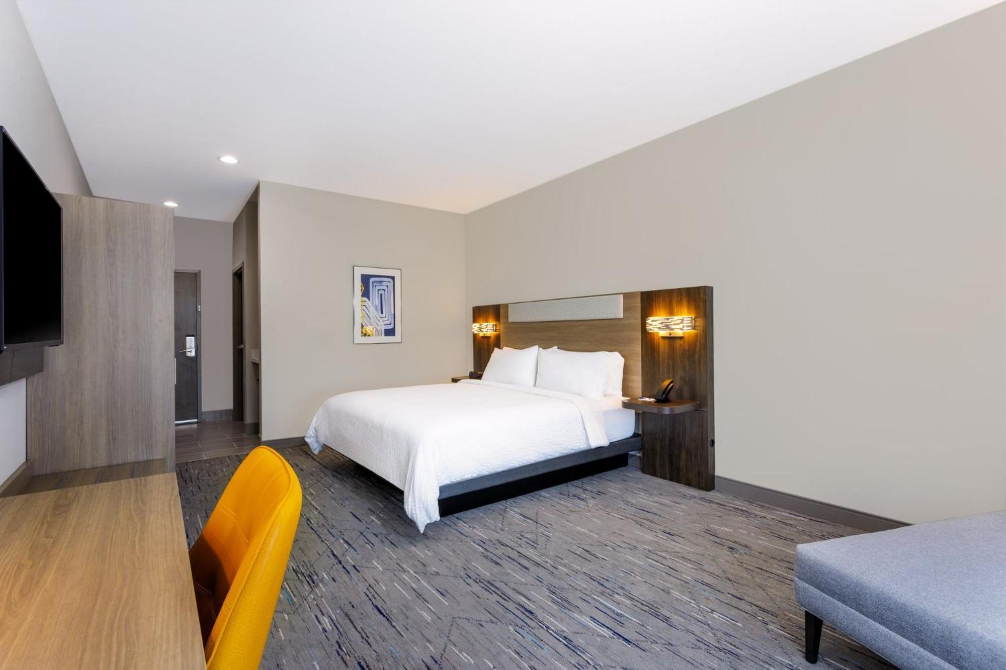 Holiday Inn Express & Suites Tampa Stadium - Airport Area By Ihg Eksteriør bilde