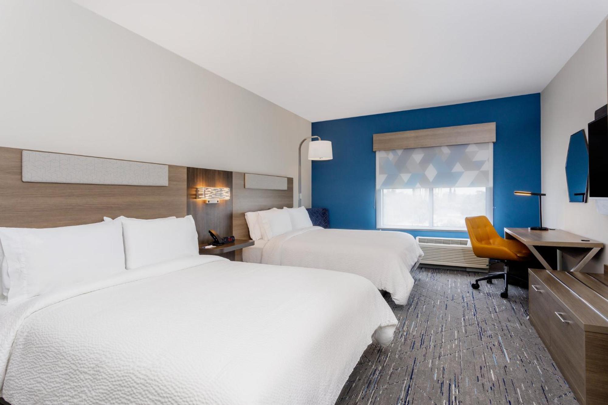 Holiday Inn Express & Suites Tampa Stadium - Airport Area By Ihg Eksteriør bilde