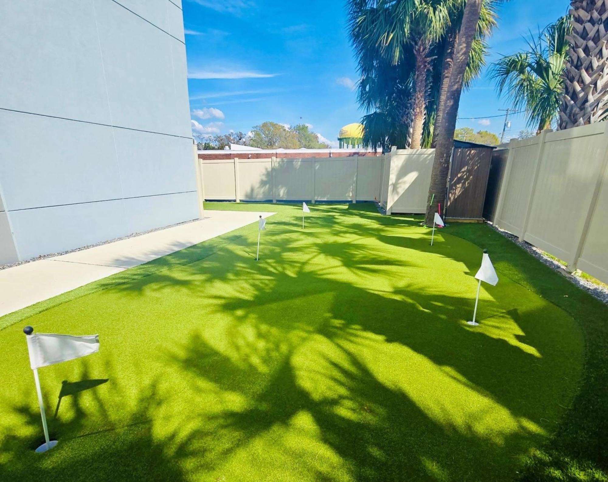 Holiday Inn Express & Suites Tampa Stadium - Airport Area By Ihg Eksteriør bilde
